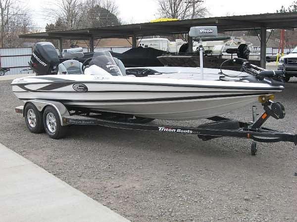 2009 Triton Boats 20X3 DC & SC Fort Smith AR 72908 Photo #0038157A