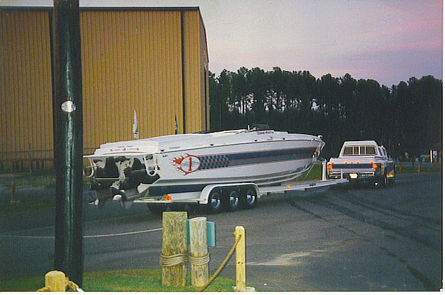 1977 CIGARETTE Awesome 35 Charleston SC 29418 Photo #0038192A