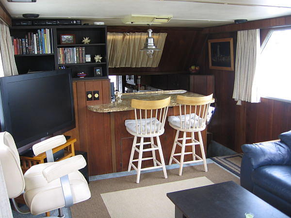 1983 Gibson Houseboat St Paul MN 55116 Photo #0038206A