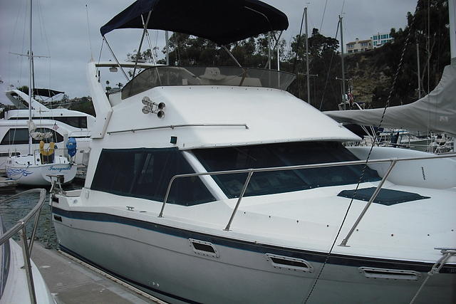 1987 Bayliner Command Bridge Dana Point CA Photo #0038216A