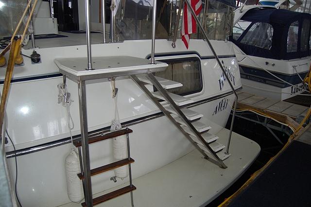 1988 CARVER 3807 MOTOR YACHT Chattanooga TN 37402 Photo #0038224A