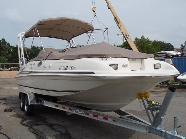 1999 SEA RAY 240 SUNDECK Virginia Beach VA 23455 Photo #0038324A