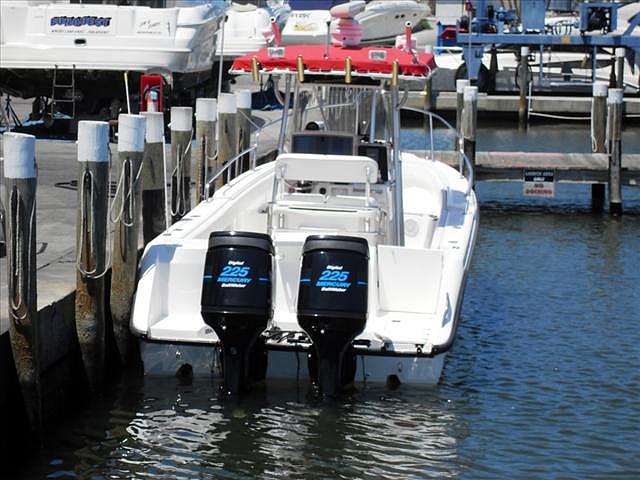 2000 BOSTON WHALER 26 OUTRAGE Venice FL 34285 Photo #0038338A