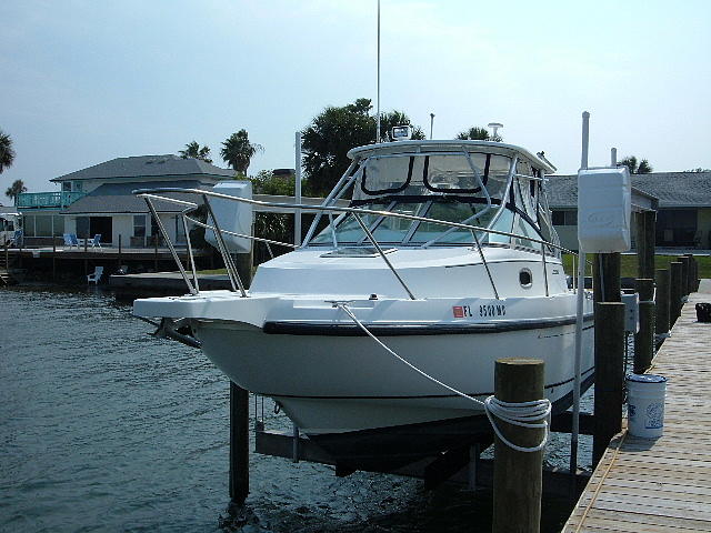 2001 BOSTON WHALER 260 CONQUEST Cocoa Beach FL 32922 Photo #0038358A