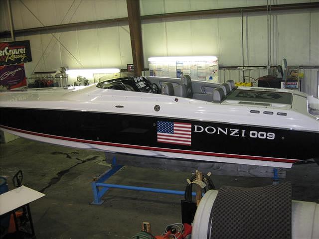 2009 DONZI 009 LIMITED EDITION Green Bay WI 54173 Photo #0038660A