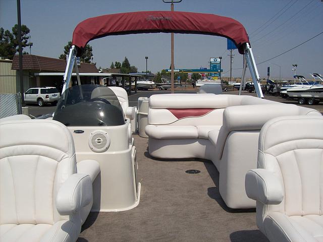 2009 PREMIER MARINE 221 EXPLORER Madera CA 93638 Photo #0038703A