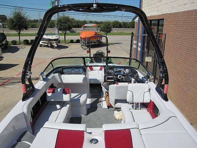 2010 CORRECT CRAFT CROSSOVER NAUTIQUE 226 Lewisville TX 75077 Photo #0038786A