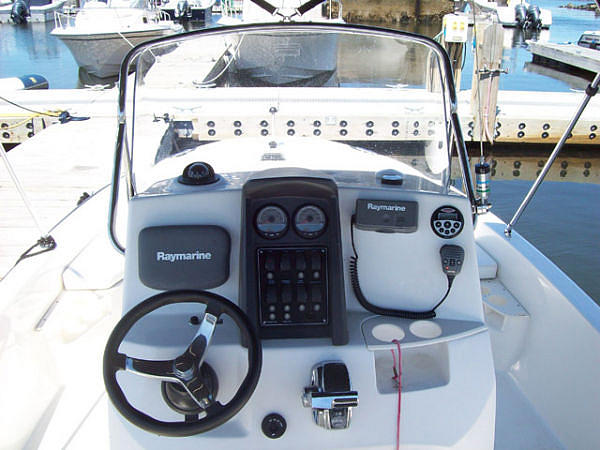 2008 Boston Whaler 20 Dauntless South Portland ME 04106 Photo #0039163A