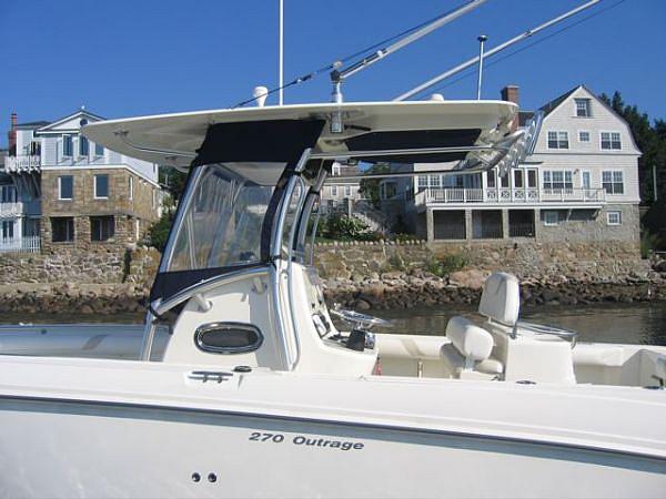 2008 Boston Whaler 270 Outrage Center Consol Gloucester MA 33715 Photo #0039177A