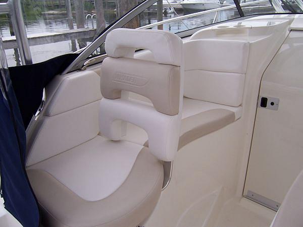 2008 Boston Whaler 285 Conquest Mystic CT 06340 Photo #0039180A