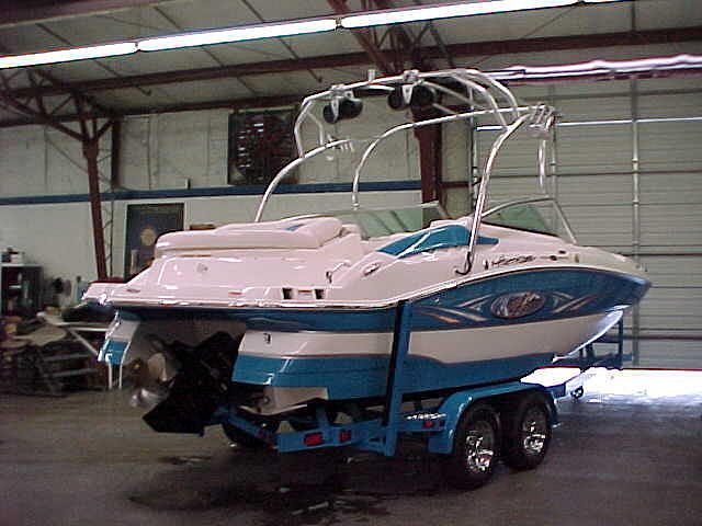 2008 Hurricane SunDeck 2200 I/O Lake Havasu Ci AZ 86404 Photo #0039678A