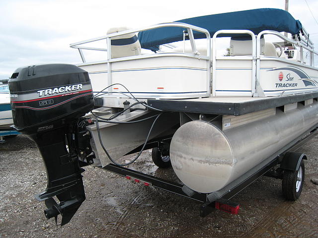 2008 TRACKER Fishnbarge 21 Moore OK 73160 Photo #0040625A