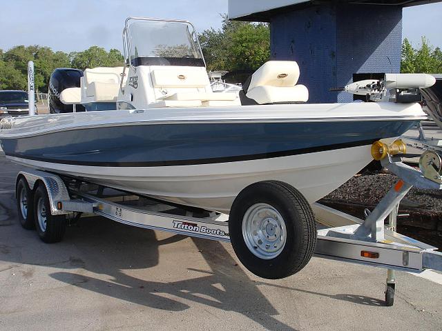 2008 TRITON 220 LTS Fort Walton Be FL 32548 Photo #0040765A