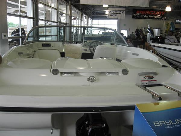 2009 Bayliner 175 BOWRIDER Houston TX 77090 Photo #0041060A