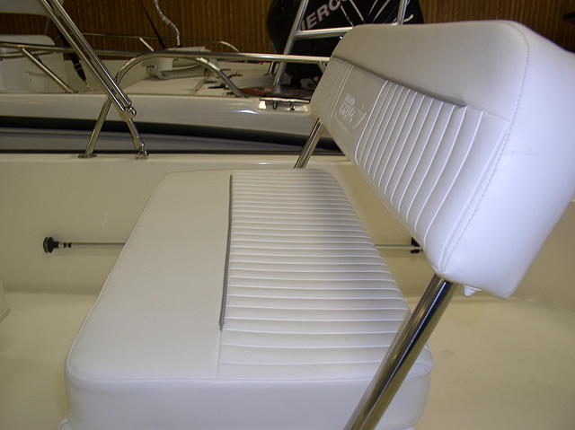 2009 BOSTON WHALER 150 Montauk Westfield IN 46074 Photo #0041233A