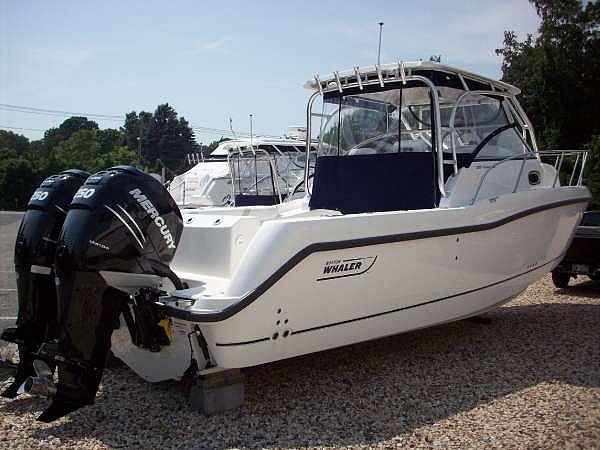 2009 Boston Whaler 285 Conquest Westhampton Be NY 11946 Photo #0041270A