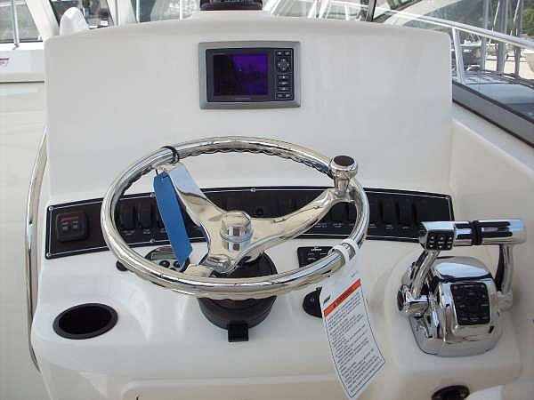 2009 Boston Whaler 285 Conquest Westhampton Be NY 11946 Photo #0041270A