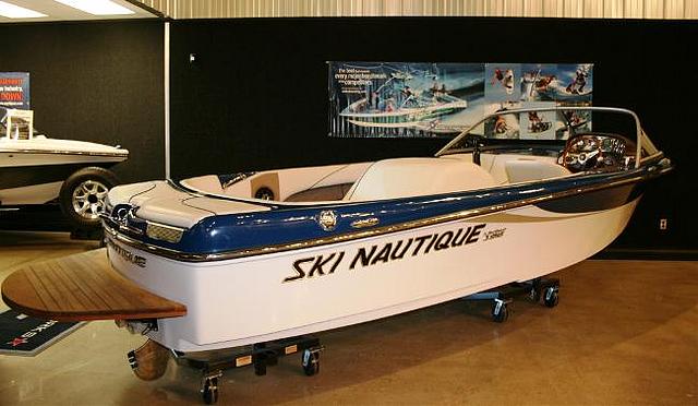 2009 Correct Craft 196 Ski Nautique LE Indianapolis IN 46220 Photo #0041367A