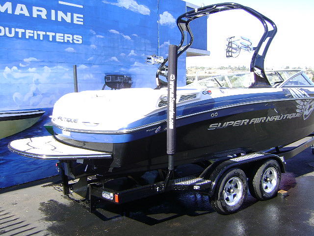 2009 CORRECT CRAFT SUPER AIR NAUTIQUE 230 San Diego CA 92108 Photo #0041395A