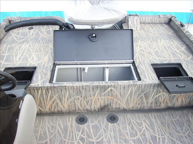 2009 CRESTLINER BACKWATER 1870SC Omaha NE 68127 Photo #0041425A