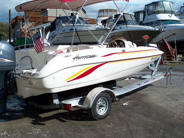 2009 Hurricane 172GS Fun Deck Our yard Alb NY 05491 Photo #0041656A