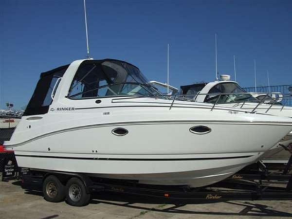 2009 Rinker 260 Express Cruiser Houston TX 77038 Photo #0042364A