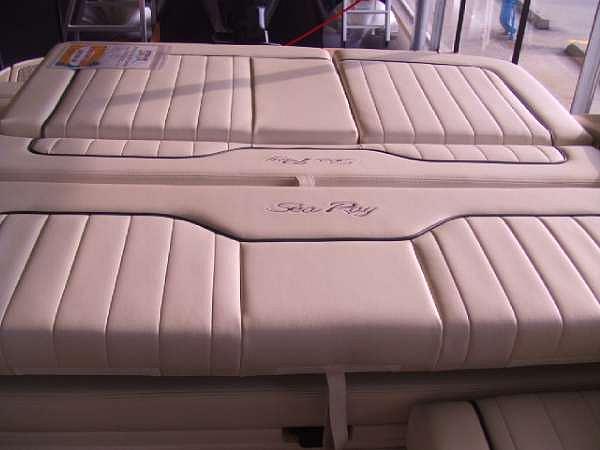 2009 Sea Ray 230 Sundeck Russells Point OH 43348 Photo #0042422A