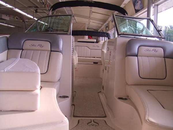 2009 Sea Ray 230 Sundeck Russells Point OH 43348 Photo #0042422A