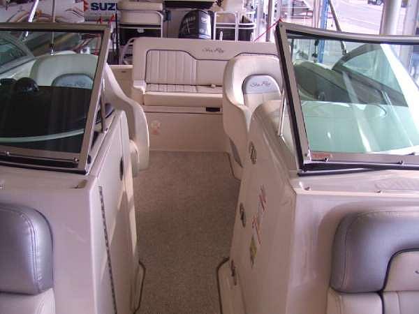 2009 Sea Ray 230 Sundeck Russells Point OH 43348 Photo #0042422A