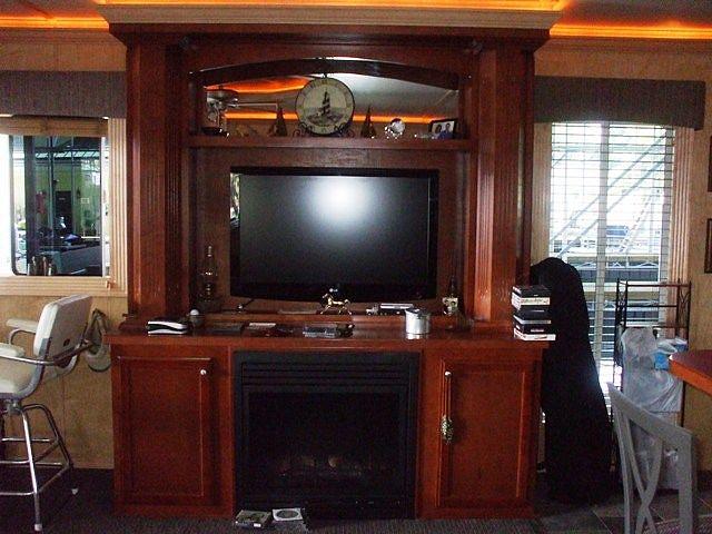 2009 Thoroughbred 17x60 Houseboat Jamestown KY 42629 Photo #0042634A