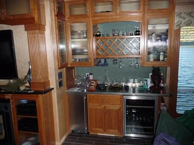 2009 Thoroughbred 21x94 Houseboat Jamestown KY 42629 Photo #0042635A