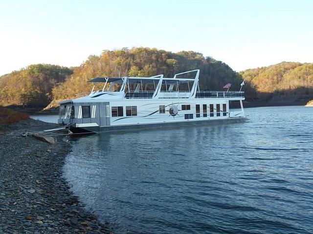 2009 Thoroughbred 21x94 Houseboat Jamestown KY 42629 Photo #0042635A