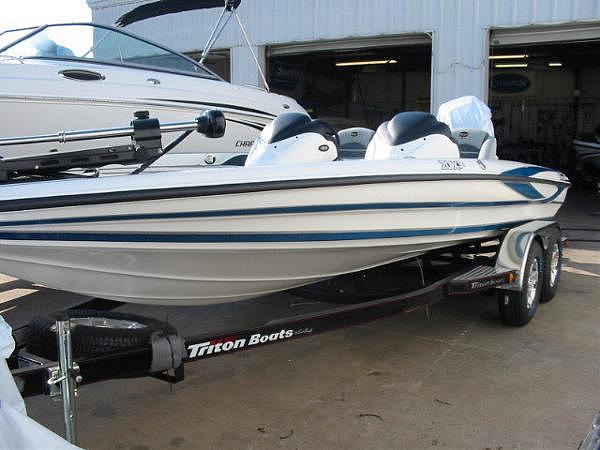 2009 Triton Boats 20 X3C Norman OK 73071 Photo #0043070A