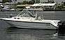 Show the detailed information for this 2001 BOSTON WHALER Conquest 28.