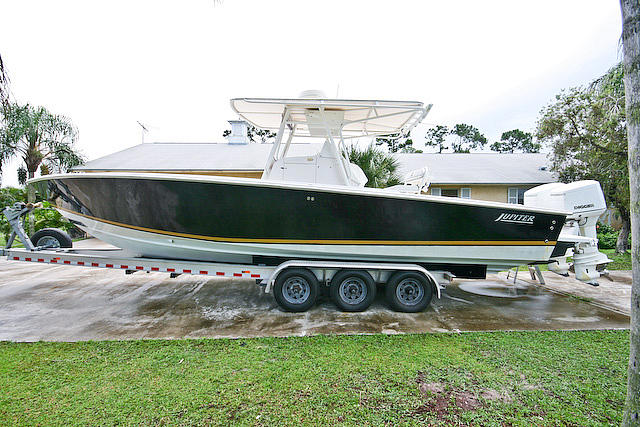 2001 JUPITER 31 CENTER CONSOLE Pompano Beach FL 33062 Photo #0044204A