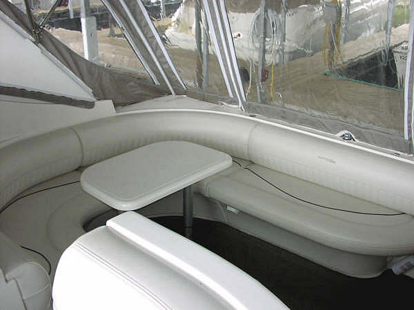 2002 CRUISERS YACHTS 3870 Platinum Edition Knoxville TN 37922 Photo #0044609A