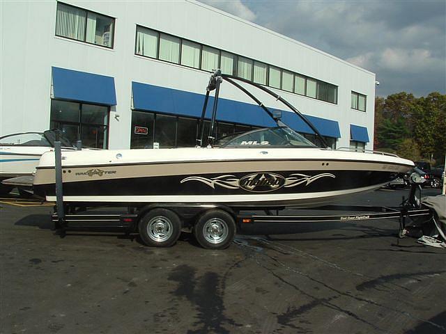 2002 MALIBU Wakesetter 23 XTI Middleton MA 01949 Photo #0044727A