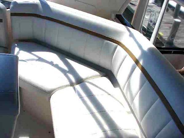 2003 Carver 366 Motoryacht with Two S Grasonville MD 21638 Photo #0045018A