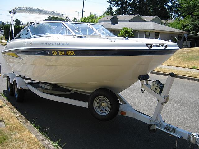 2004 BAYLINER 219 Deckboat Portland OR 97233 Photo #0045492A