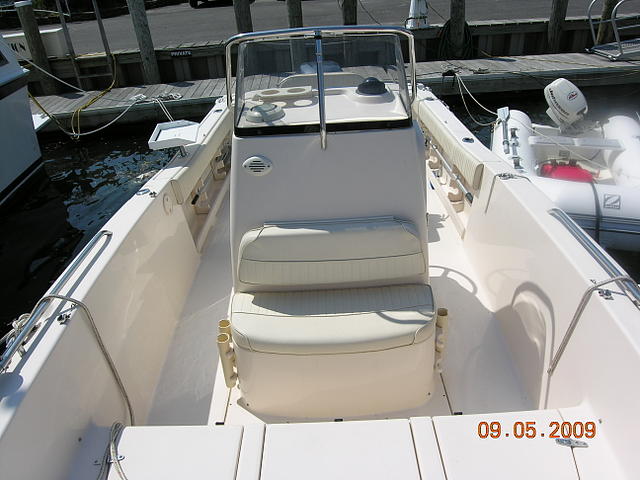 2004 GRADY-WHITE 222 Sportsman Greenport NY 11795 Photo #0045711A