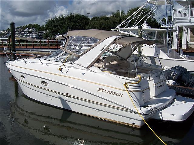 2004 LARSON 33 CABRIO Southport NC 28461 Photo #0045744A