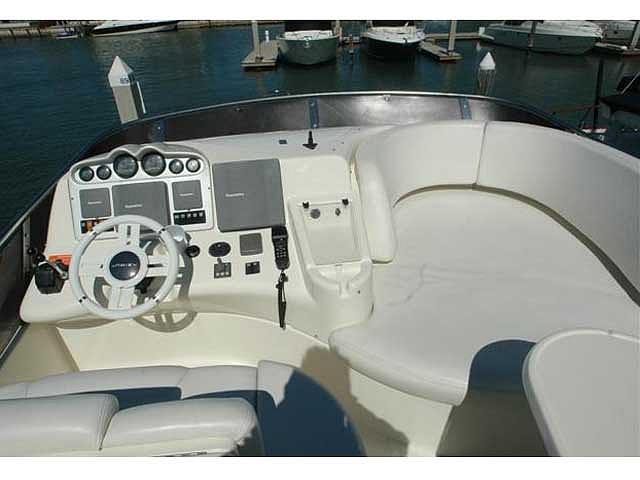 2005 AZIMUT Flybridge MARCO ISLAND FL Photo #0046074A