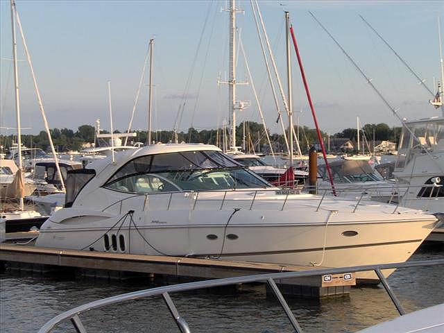 2005 CRUISERS YACHTS 500 Green Bay WI 54173 Photo #0046304A