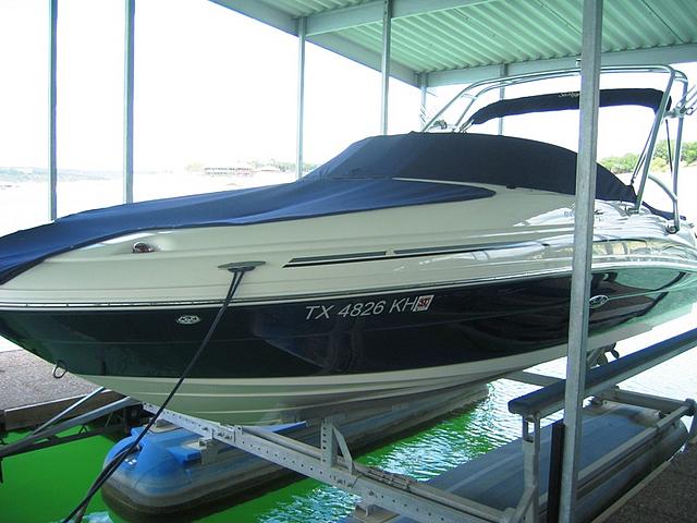 2005 SEA RAY 220 Sundeck Austin TX 78750 Photo #0046632A