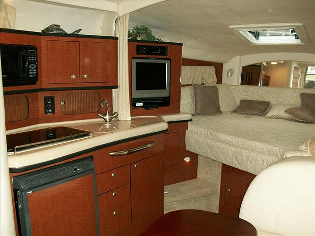 2005 SEA RAY 300 SUNDANCER Clearwater FL 33764 Photo #0046683A