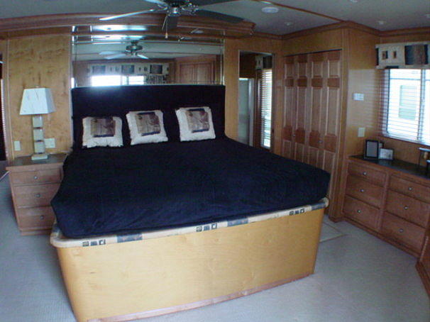 2005 SHARPE HOUSEBOATS 18x85 Buford GA 30518 Photo #0046756A