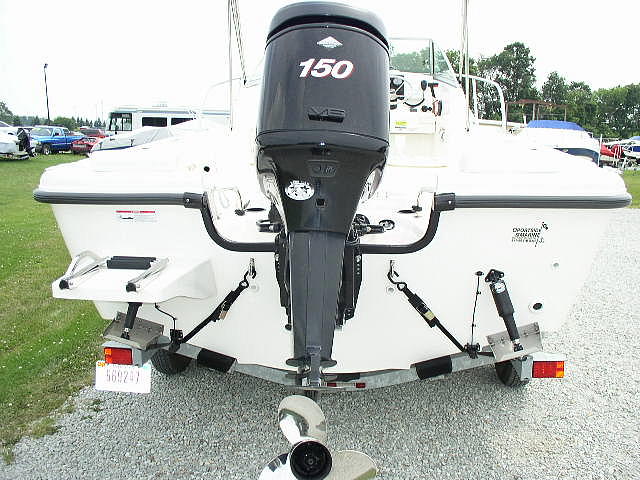 2006 BOSTON WHALER 205 Conquest Westfield IN 46074 Photo #0046967A