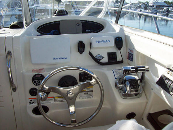 2006 Boston Whaler Conquest South Portland ME 04106 Photo #0046977A