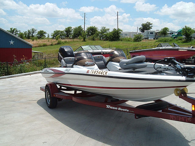 2006 TRITON TR186 Dual Console Valley View TX 76272 Photo #0047701A