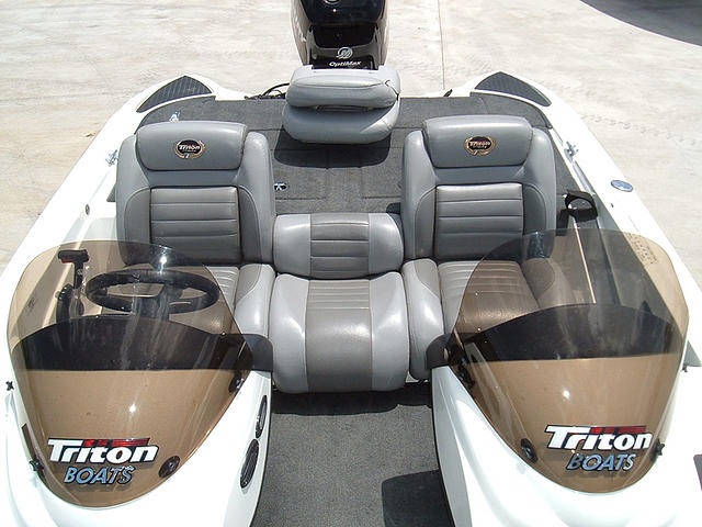 2006 TRITON TR186 Dual Console Valley View TX 76272 Photo #0047701A